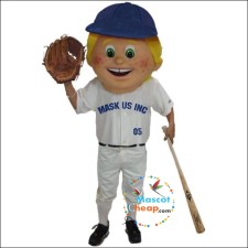 Safety First: Ensuring Comfort and Security in Hawk Mascot Costumes 