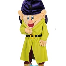 Video Tutorial: How to Master the Art of Being a Bulldog Mascot 