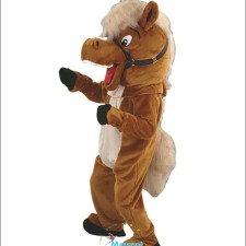 Seasonal Variations in Panda Mascot Costumes: From Summer to Winter Gear 