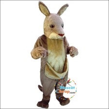 How Marching Bands and Mascots Work Together to Boost Spirits 