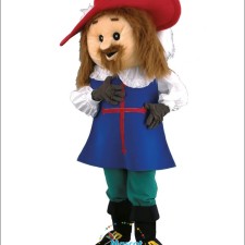 DIY Falcon Mascot Costume: Tips and Tricks for a Professional Look 