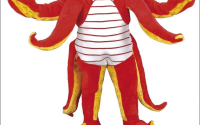 Costume Chronicles: Famous Moments with Exotic Animal Mascots 