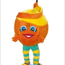 Talon to Tail: Crafting the Perfect Crow Mascot Ensemble 