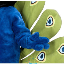 The Magic of Mascot Costumes at Theme Parks 