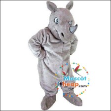 Cornucopia Creations: DIY Cornucopia-Inspired Thanksgiving Mascot Costumes 